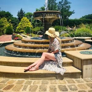 Meet your Posher, Becky